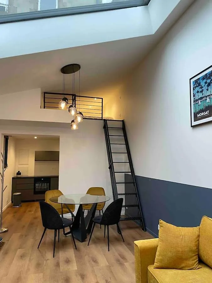 Loft - Centre Ville Brest 0*,  France